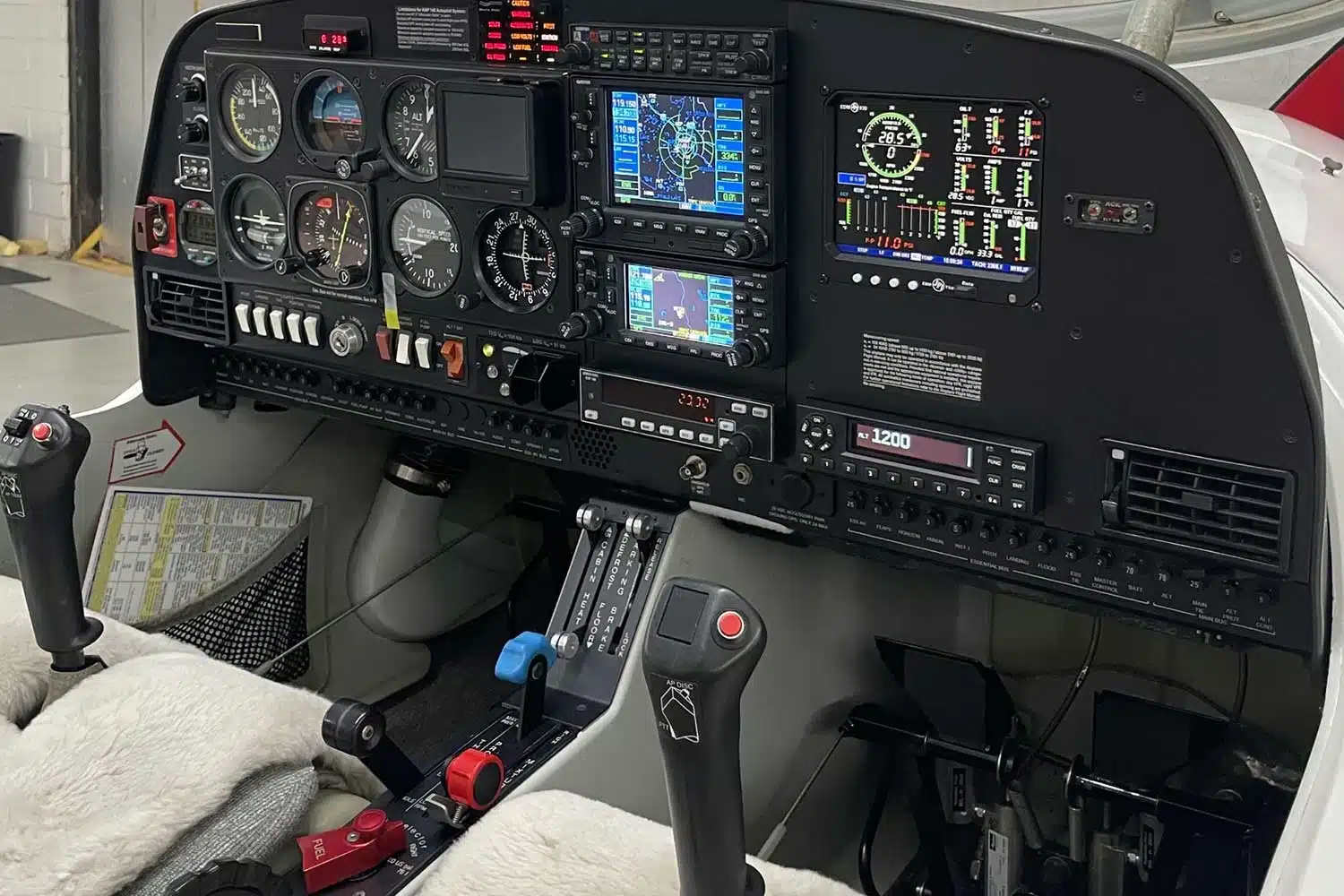 Diamond DA40 after panel upgrade