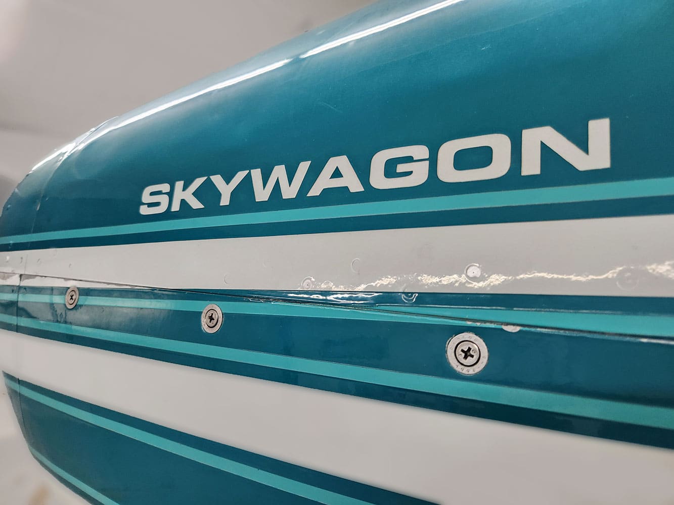 Cessna-Skywagon-141621-8MA 1963 Cessna 185B Skywagon exterior