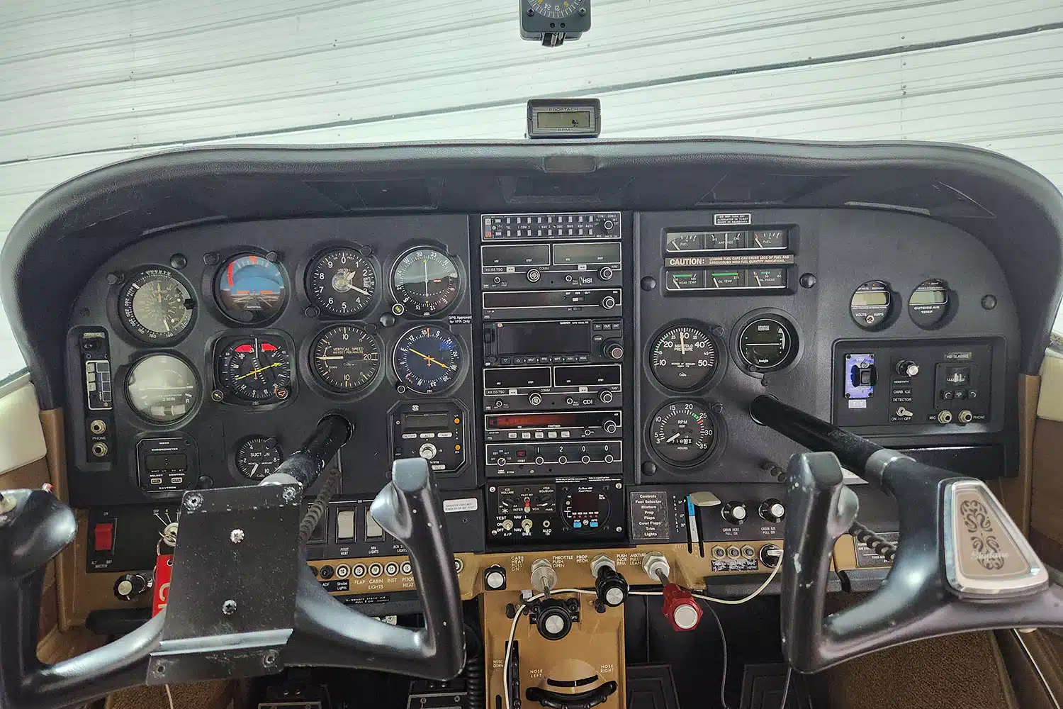 Cessna-182N-before-2-8MA Cessna 182N glass panel upgrade, before